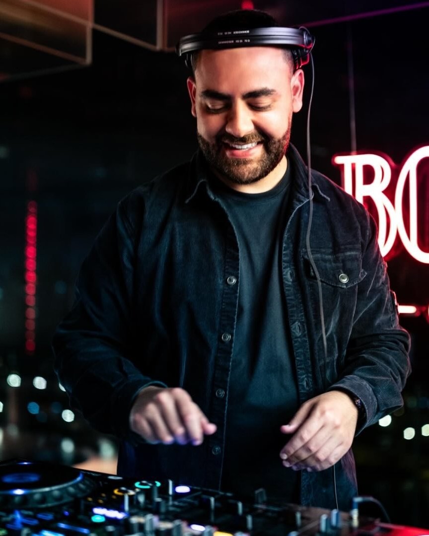 Romain Guerrini DJ au Marché de Noël de Lisula