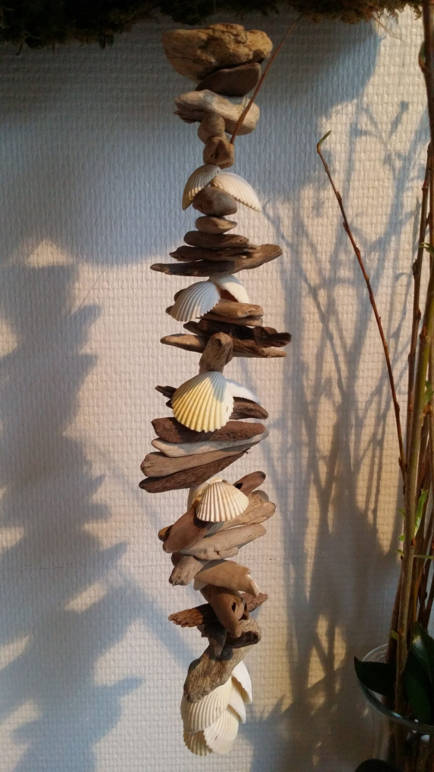 Atelier guirlandes de bois et coquillage